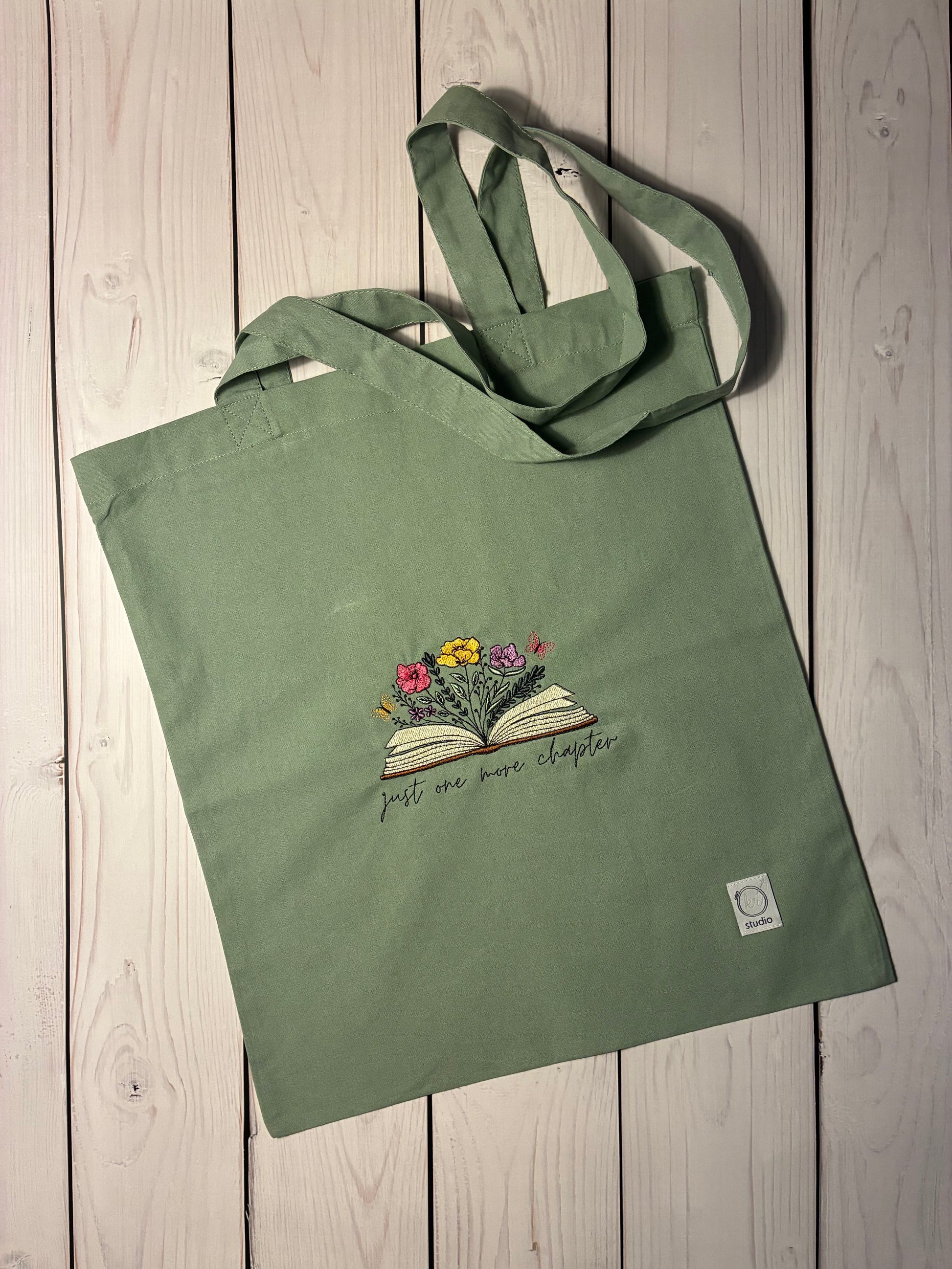 Die Lesetasche - Stofftasche aus Bio-Baumwolle mit Buchmotiv grün